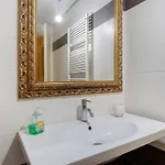 Nuovo - *
